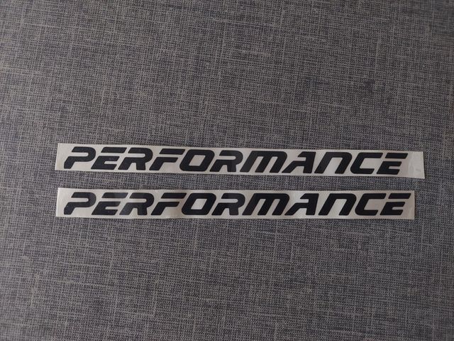 3 Adesivi prespaziati performance auto
