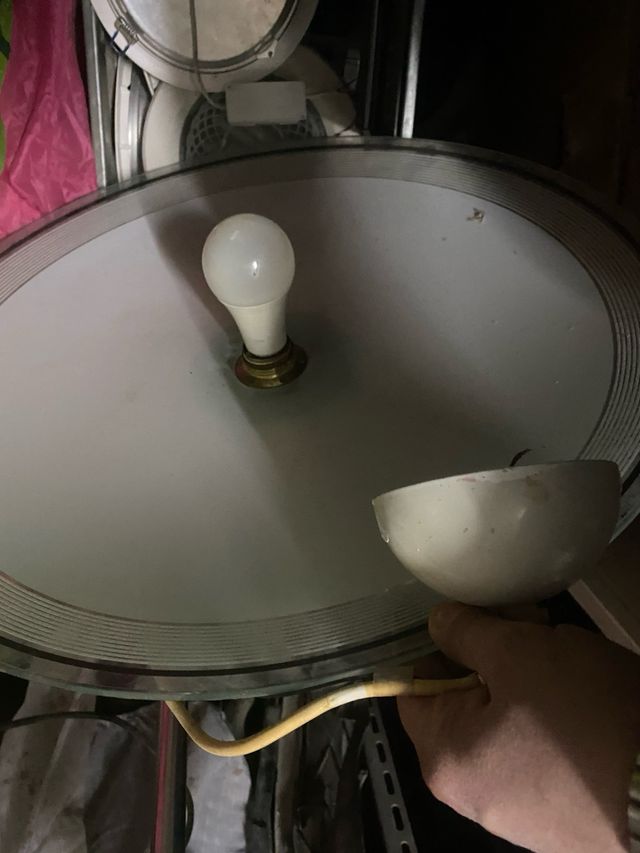 Lampadario largo in vetro