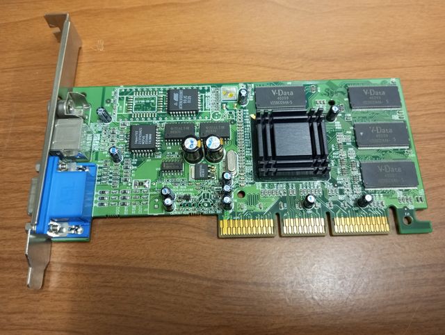 Tarjeta gráfica ATi Rage 128Pro Ultra 32 MB AGP