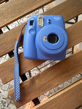 CAMARA INSTAX MINI 9 AZUL + PACK 20 FOTOS FUJIFILM