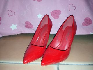 Tacones rojos elegantes talla 36 