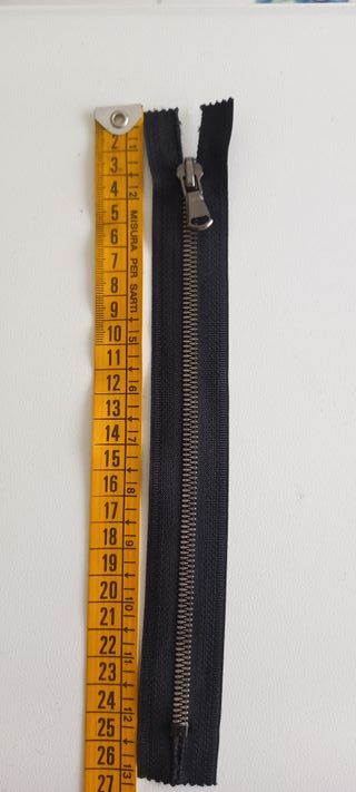 CHIUSURA LAMPO cm22 pz10 NERO