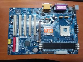 Gigabyte ga-8ir533 (Motherboard)