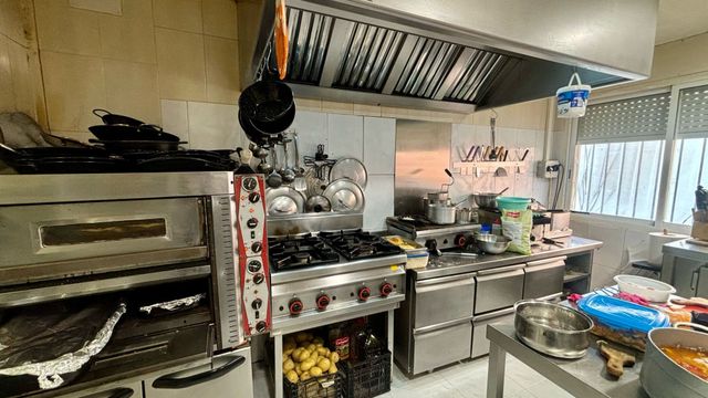 R-7938137 Traspaso Bar Restaurante Sant Antoni