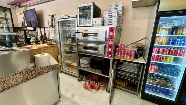 R-7938137 Traspaso Bar Restaurante Sant Antoni