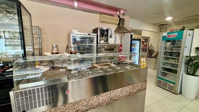 R-7938137 Traspaso Bar Restaurante Sant Antoni