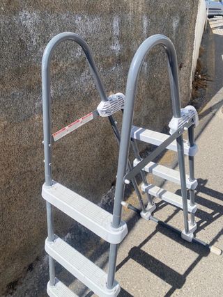 Escalera piscina desmontable