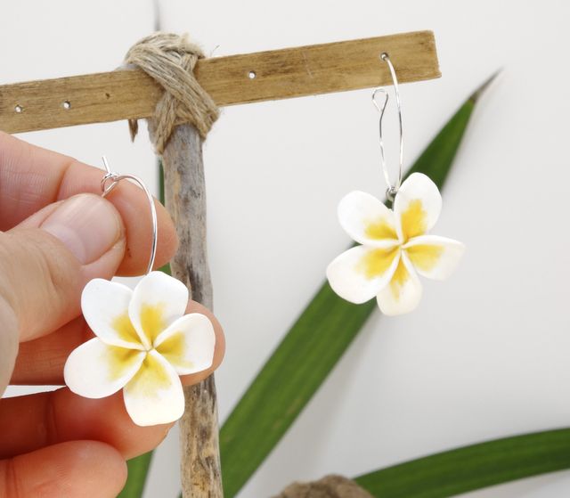 Pendientes de plumerias