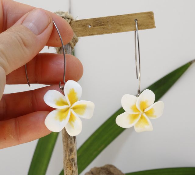 Pendientes de plumerias