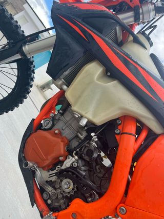 Moto ktm 450 exc-f del año 2019