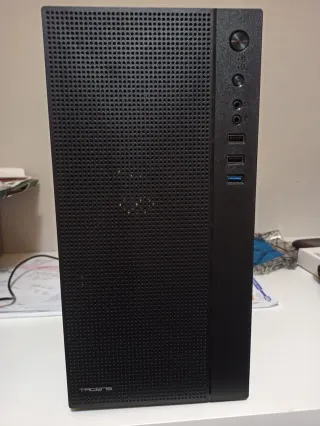 Ordenador Ryzen, 16GB RAM, SSD, Vega 8