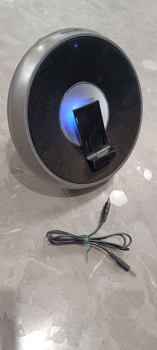 Altavoz Base Philips IPhone