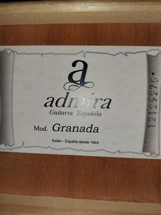 Guitarra admira