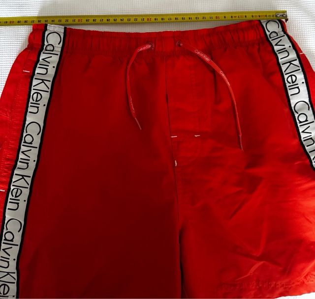 2 bañadores Calvin Klein