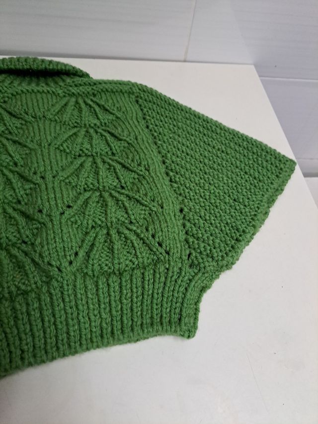 Toquilla baserri eskuz egina