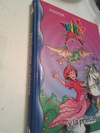 Kika Superbruja y la princesa (Spanish Edition)