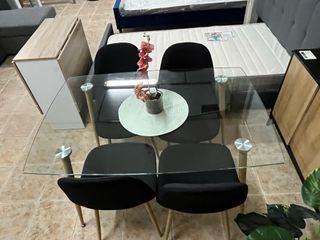 Pack Mesa XS + 4 Sillas Nórdicas Beige - Ideal 