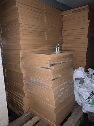 Suelo técnico haya – 227 m2 + 2.000 plots – 3.000€