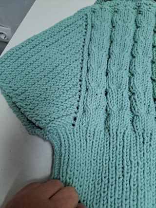 Toquilla baserri eskuz egina