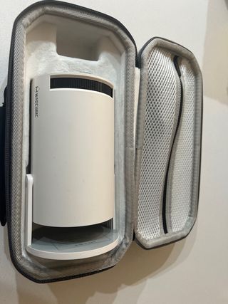 MINI PROYECTOR MAGCUBIC HY300 y funda d transporte