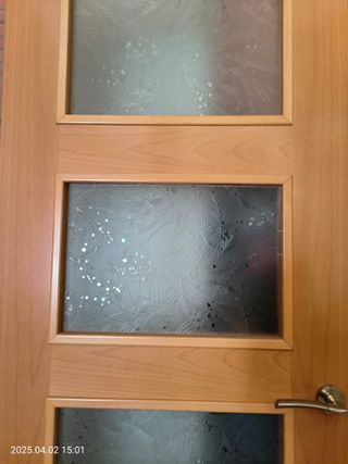 Puerta habitacion con cristal