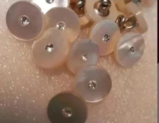 Lote 10 botones- 5 modelos