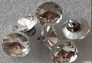 Lote 10 botones- 5 modelos