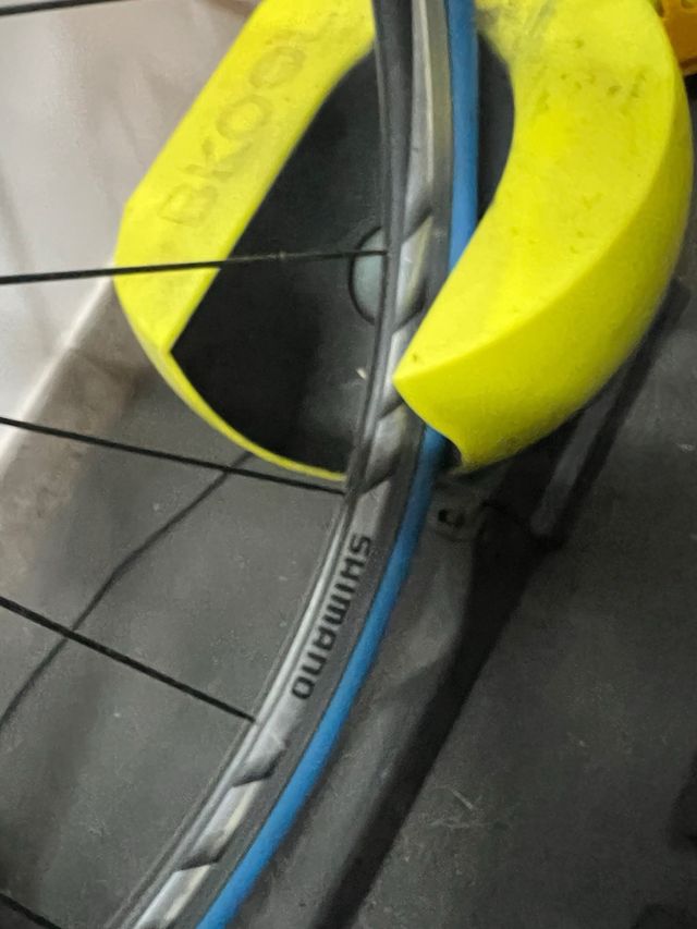 Rodillo Bkool + regalo rueda para el rodillo