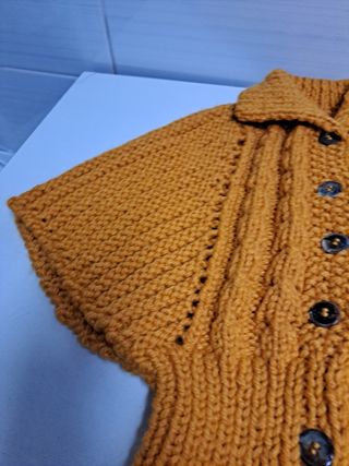 Toquilla baserri eskuz egina