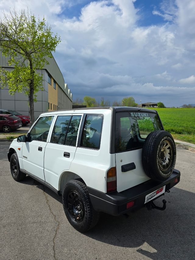 Suzuki Vitara 2001