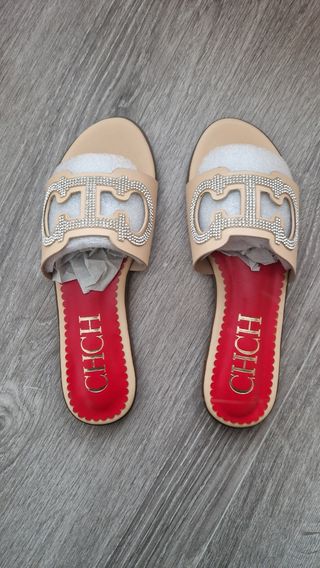 Sandalias