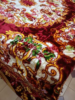 Colcha de terciopelo antigua nueva