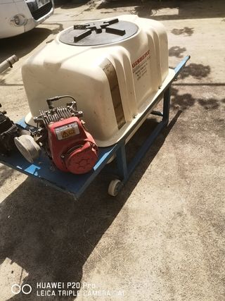 Cuba para fumigar 300l