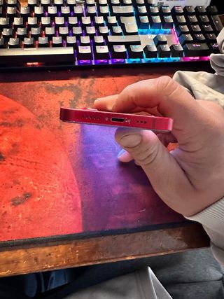 Iphone  13 product red 128gbs