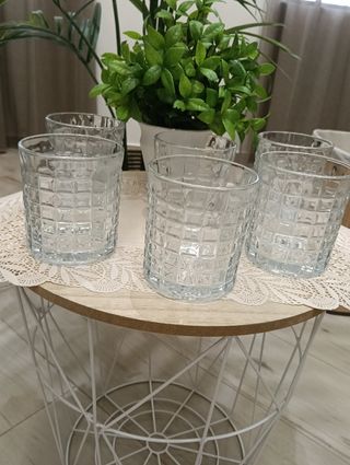 Bicchieri acqua 
