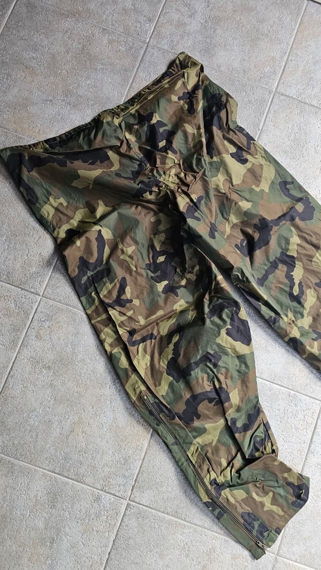 Pantalon intemperie militar