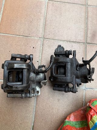 Pinza de freno ford transit trasera 2017