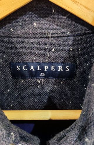 Lote 2 camisas Scalpers