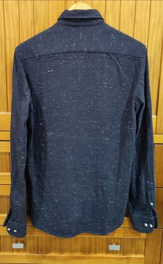 Lote 2 camisas Scalpers