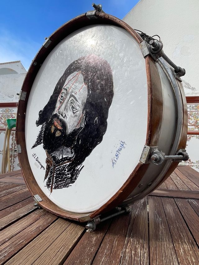 Gran tambor de semana Santa