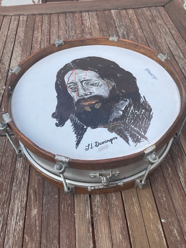 Gran tambor de semana Santa