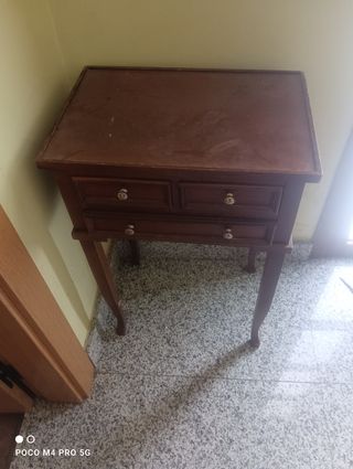 Mueble auxiliar mesilla mesa