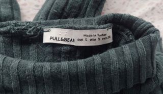 Camiseta manga larga y cuello alto verde