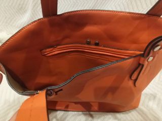Bolso de mujer color coral