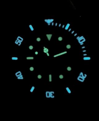 Reloj  ADDIESDIVE 