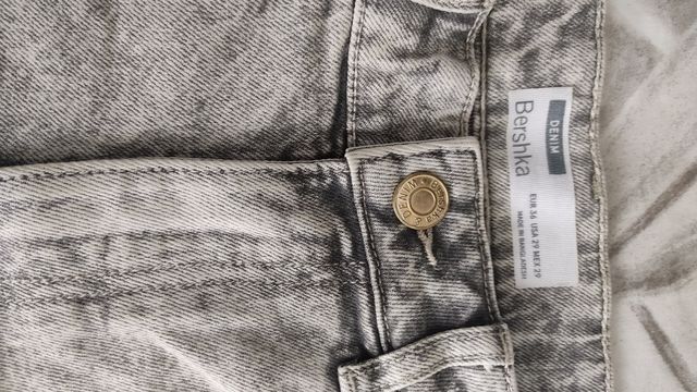 Pantalón vaquero corto hombre Bershka 36