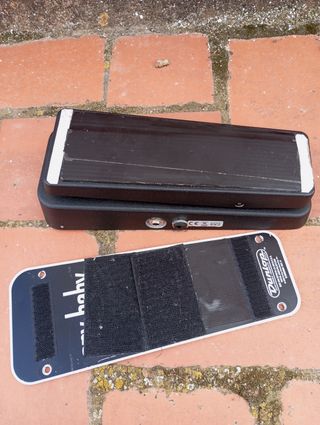 Wah crybaby ( RC pedals )