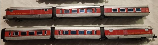 Locomotora Ibertren 2N + 8 coches