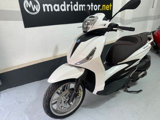PIAGGIO BEVERLY 300 HPE