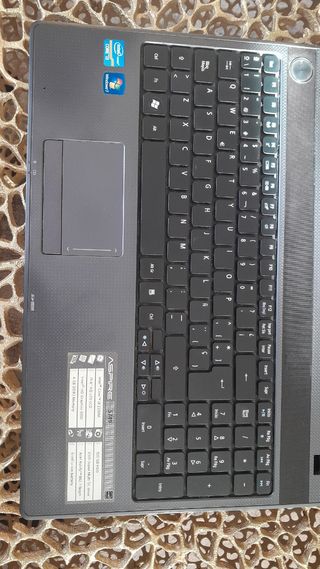 Portátil Acer Aspire 5749 Bien Conservado